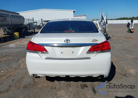 2011 Toyota Avalon Limited из США, поврежденный, VIN 4T1BK3DB3BU402909